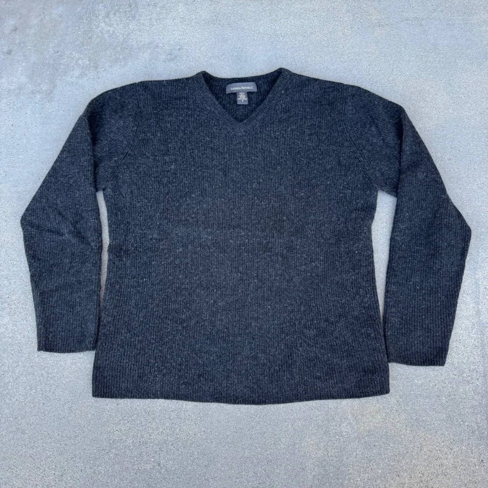 Banana Republic Men Charcoal Gray 100% Lambswool Ribbed V-Neck Sweater Medium